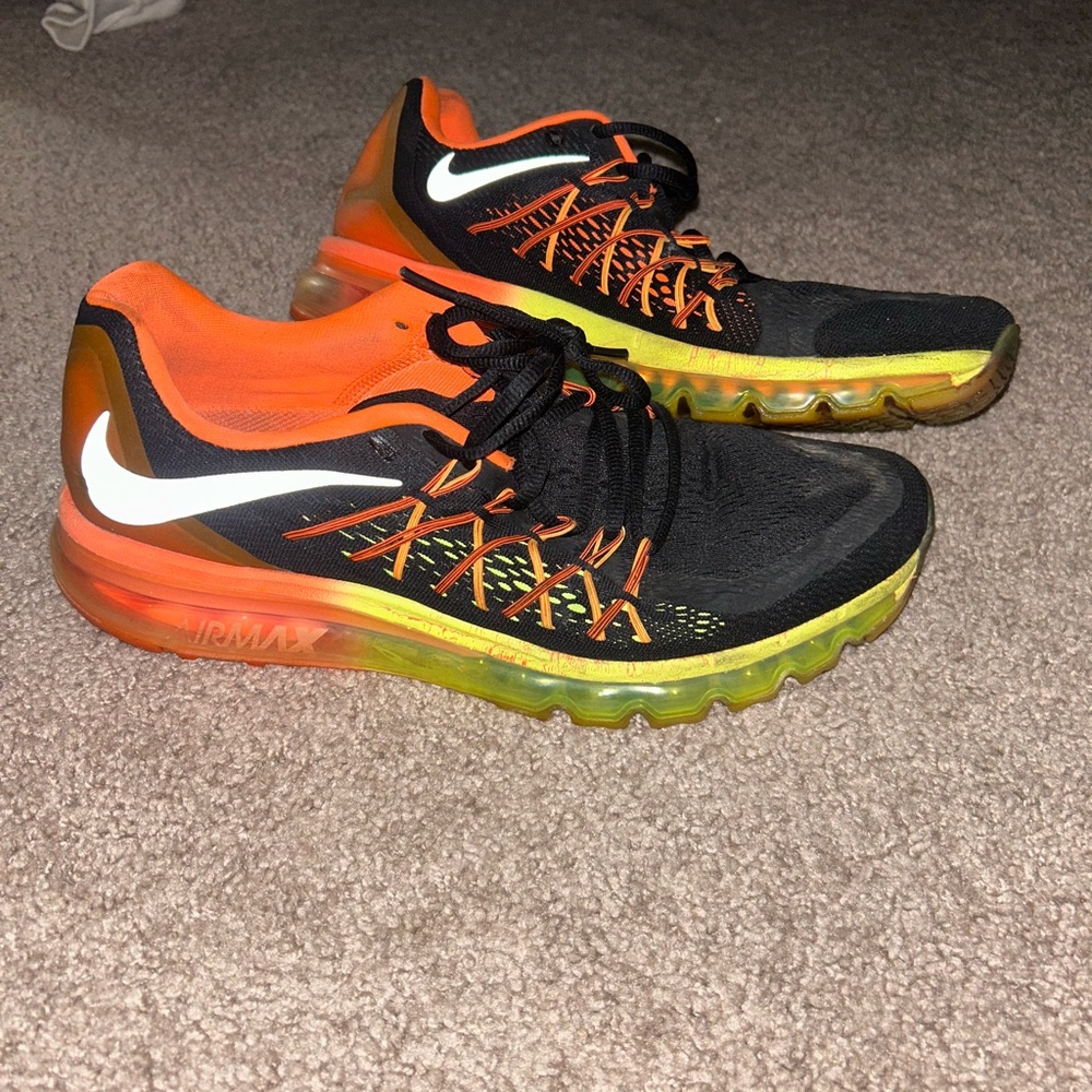 Nike AirMax black crimson!